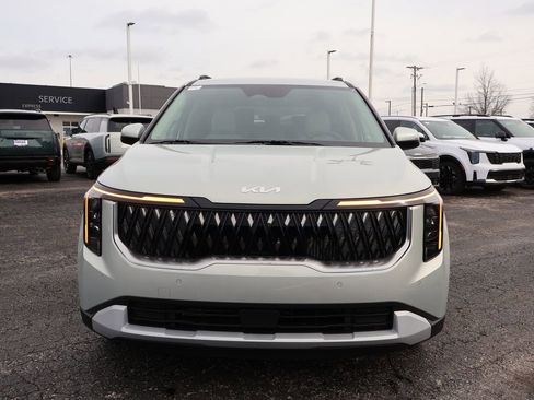 New 2026 Kia Carnival EX FWD image 2