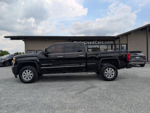 Used 2015 GMC Sierra 2500 Denali AWD/4WD image 11