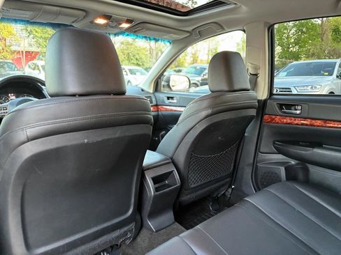 Used 2012 Subaru Outback 2.5i Limited w/ Moonroof Pkg image 17