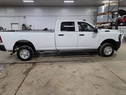 Used 2023 RAM 2500 Tradesman AWD/4WD image 9