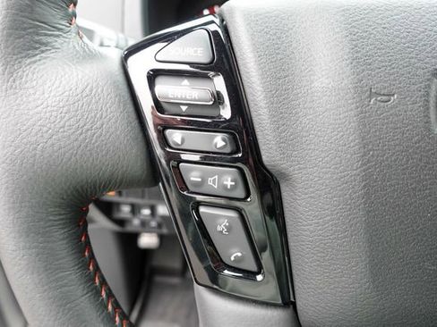 Used 2024 Nissan Frontier PRO-4X w/ Pro Convenience Package image 16