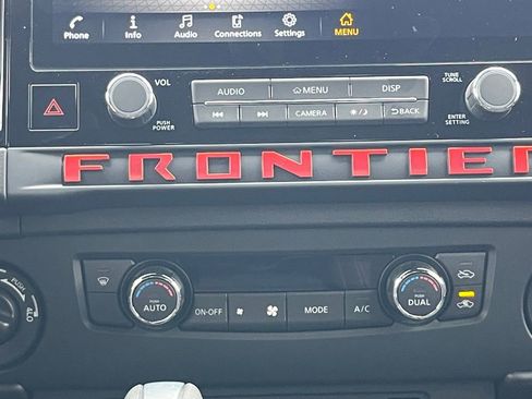 New 2026 Nissan Frontier PRO-4X w/ Tow Package AWD/4WD image 4
