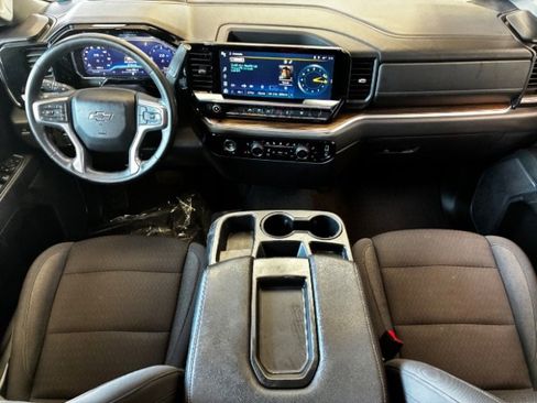Used 2023 Chevrolet Silverado 1500 RST image 16