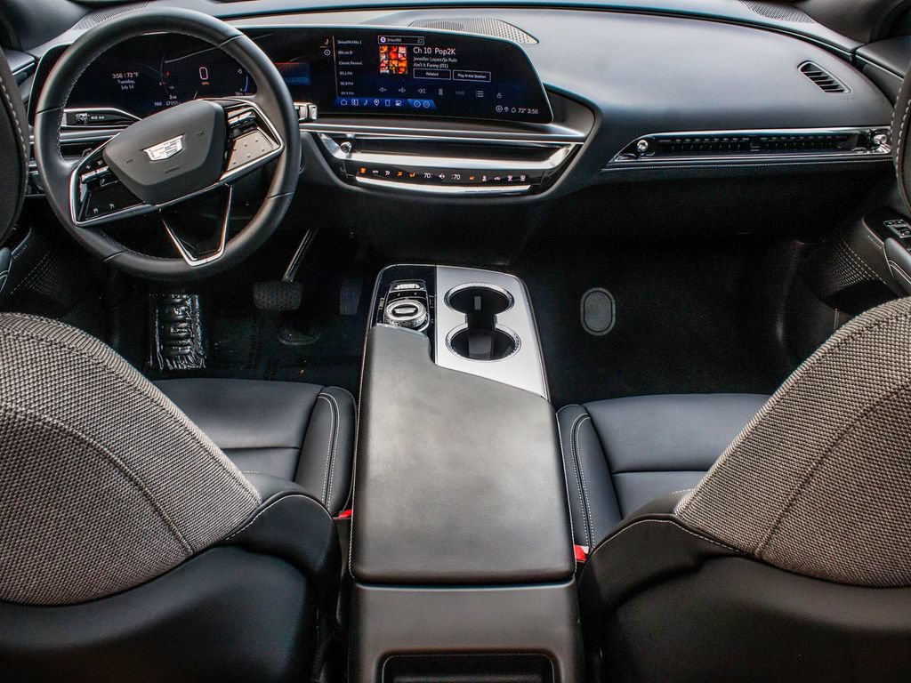 Used 2024 Cadillac Lyriq Tech w/ Driver Assist Package AWD/4WD image 37