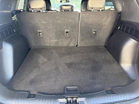 Used 2025 Ford Escape ST-Line image 11