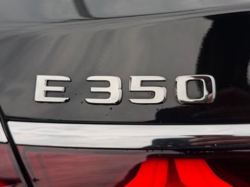 Used 2024 Mercedes-Benz E 350 4MATIC Sedan image 9