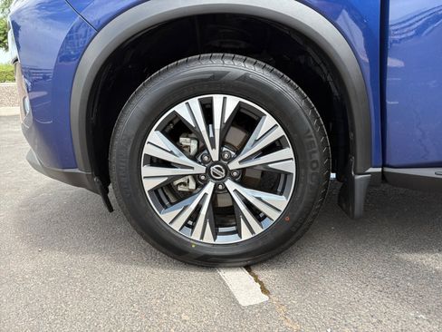 Used 2021 Nissan Rogue SV w/ Premium Package FWD image 26