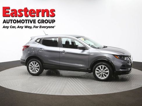 Used 2021 Nissan Rogue Sport S image 45