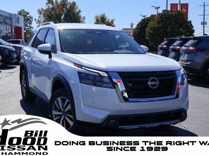 New 2025 Nissan Pathfinder SL