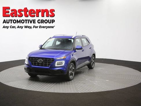 Used 2023 Hyundai Venue Limited w/ Cargo Package FWD image 55