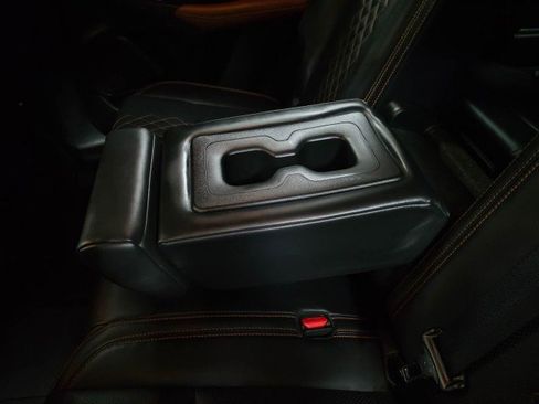 Used 2023 Mitsubishi Outlander SEL image 24