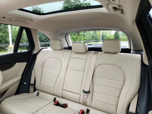 Used 2016 Mercedes-Benz GLC 300 4MATIC image 27