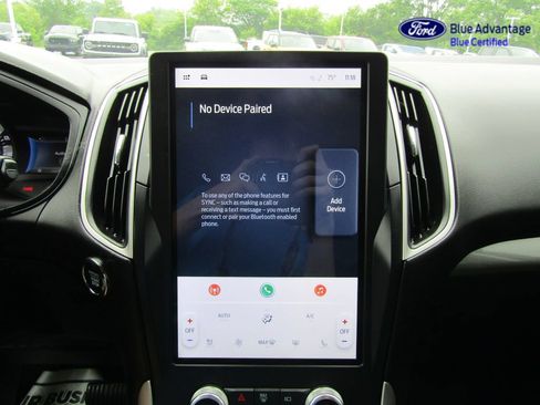 Certified 2024 Ford Edge SEL w/ Convenience Package AWD/4WD image 4