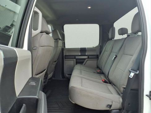 Used 2021 Ford F250 XLT AWD/4WD image 4