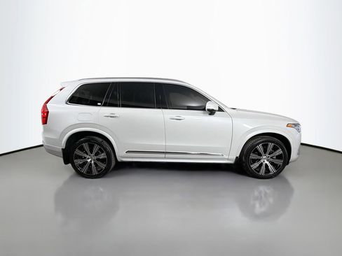 Certified 2023 Volvo XC90 B6 Ultimate w/ Lounge Package image 5