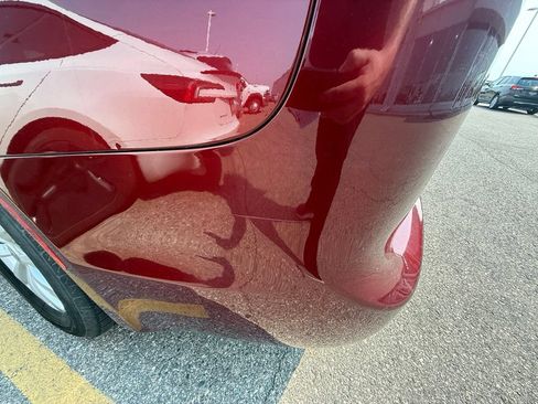Used 2019 Chrysler Pacifica Touring-L FWD image 19