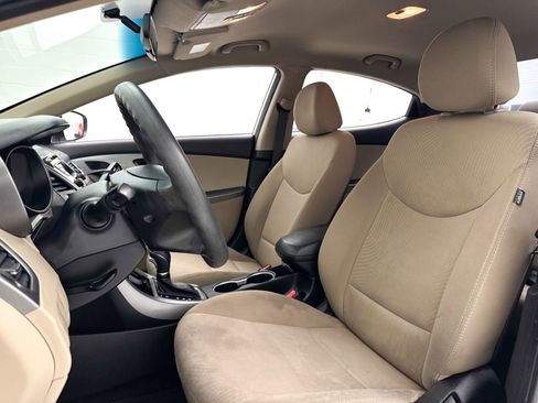 Used 2016 Hyundai Elantra SE image 13