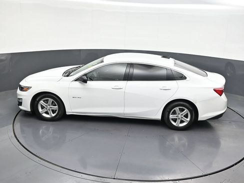 Used 2022 Chevrolet Malibu LS FWD image 16