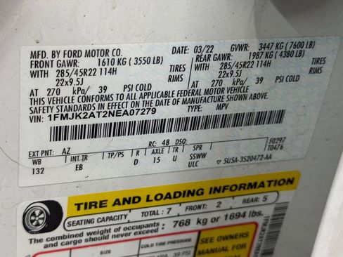 Used 2022 Ford Expedition Max Limited image 19