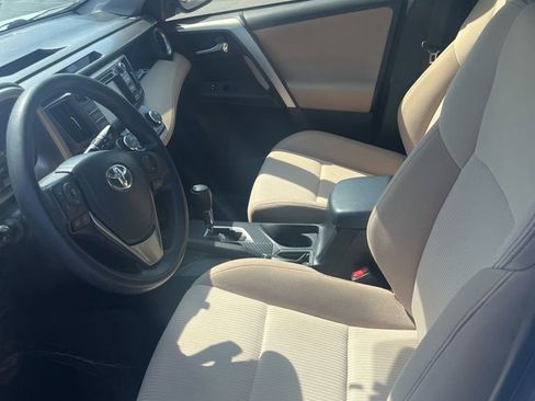 Used 2015 Toyota RAV4 XLE AWD/4WD image 9