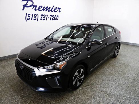 Used 2017 Hyundai Ioniq SEL image 1
