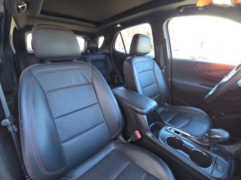 Used 2022 Chevrolet Equinox RS w/ RS Leather Package image 20