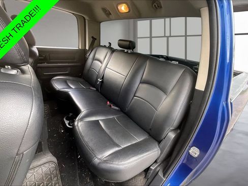 Used 2017 RAM 1500 Express RWD image 21