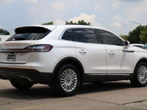 Used 2019 Lincoln Nautilus FWD image 10