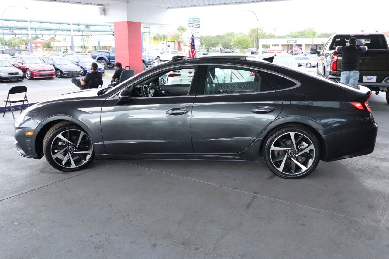 Used 2021 Hyundai Sonata SEL Plus w/ Tech Package FWD image 8