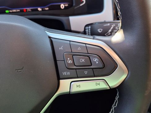 Certified 2022 Volkswagen Atlas SE image 17