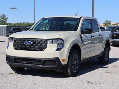 Used 2025 Ford Maverick XLT w/ XLT Luxury Package AWD/4WD image 6
