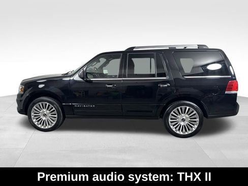 Used 2017 Lincoln Navigator Select image 6