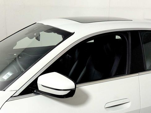 Used 2023 BMW i4 eDrive35 w/ Premium Package RWD image 29