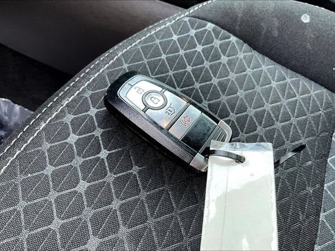 Certified 2025 Ford Escape Active FWD image 36