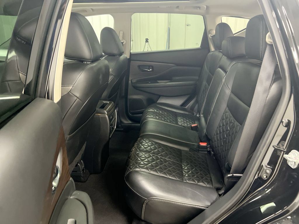 Used 2019 Nissan Murano Platinum FWD image 24