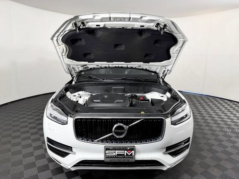 Used 2018 Volvo XC90 T6 Momentum w/ Momentum Plus Package AWD/4WD image 20