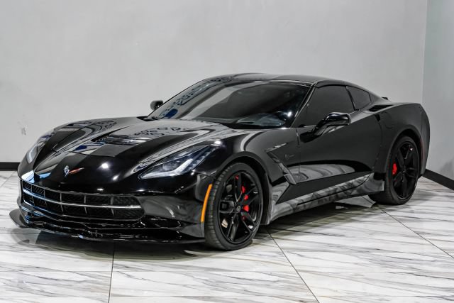 Used 2014 Chevrolet Corvette Stingray Coupe w/ 2LT Preferred Equipment Group RWD image 2