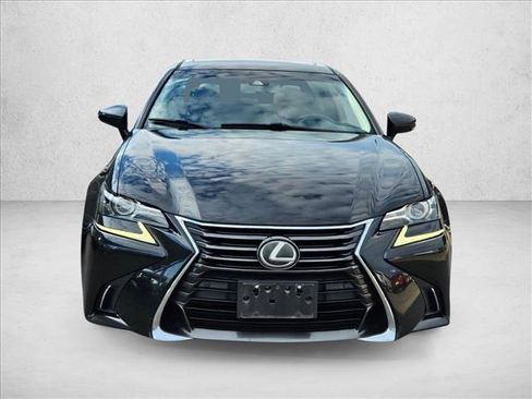 Used 2017 Lexus GS 350 image 2