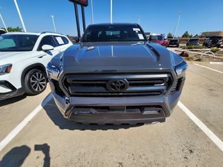 Used 2025 Toyota Tacoma SR5 RWD video 2