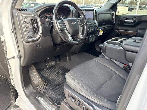 Used 2021 Chevrolet Silverado 1500 RST image 9