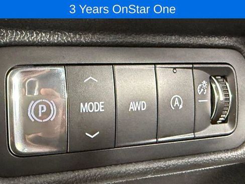 New 2026 Chevrolet Traverse Z71 w/ Enhanced Driving Package AWD/4WD image 26
