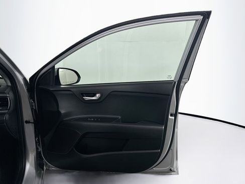 Used 2023 Kia Rio LX image 30