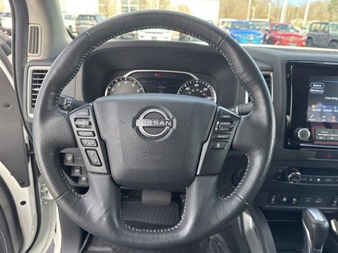 Used 2022 Nissan Frontier SV image 13