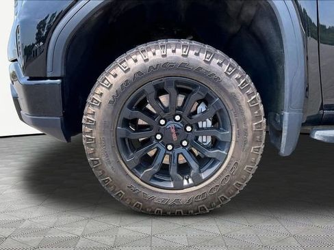 Used 2022 GMC Sierra 1500 AT4X AWD/4WD image 20