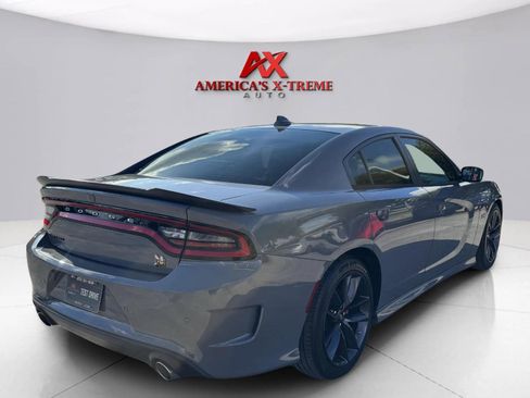 Used 2019 Dodge Charger Scat Pack w/ Plus Group RWD image 5