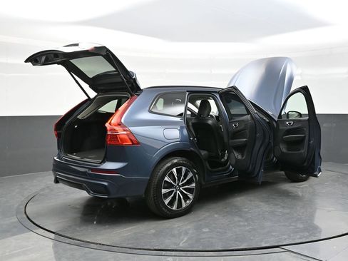 Used 2025 Volvo XC60 B5 Plus AWD/4WD image 42