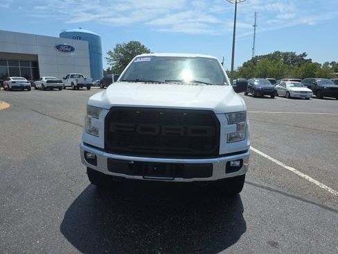 Used 2015 Ford F150 XLT w/ Trailer Tow Package AWD/4WD image 8