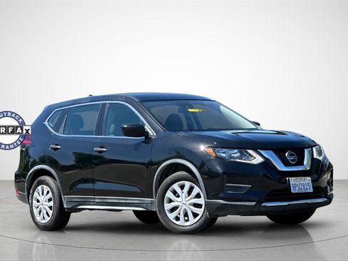 Used 2020 Nissan Rogue S image 2