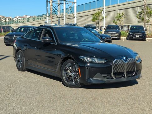 Used 2025 BMW i4 eDrive40 w/ Parking Assistance Package image 2