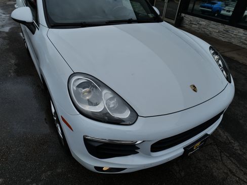 Used 2016 Porsche Cayenne image 79